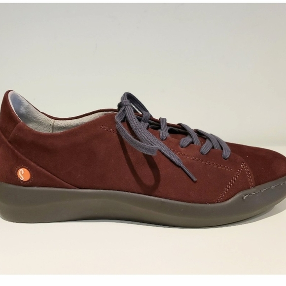 Shoes - Softino Burgundy Suede Lace-Up Sneakers Sz 5.5